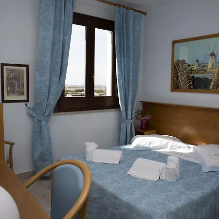 Hotel Isola Di Mozia 3*